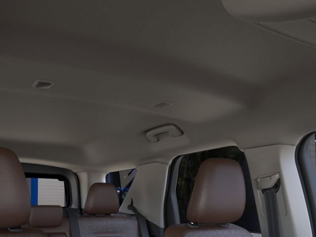 New 2025 Azure Gray Metallic Tri-Coat Ford Outer Banks® image 22