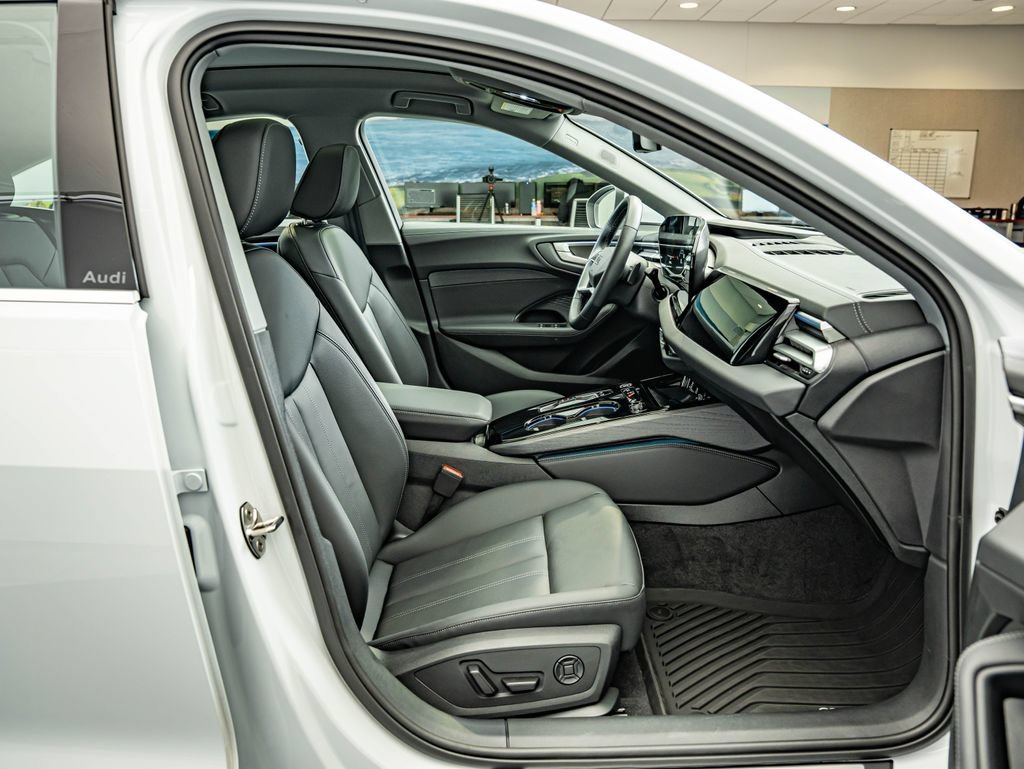 Used 2025 Glacier White Metallic Audi 2.0T Premium Plus image 34