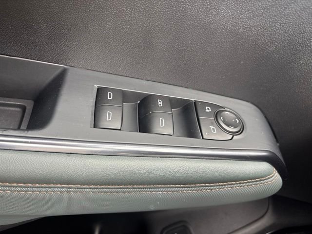 Used 2025 Red GMC AT4 image 17