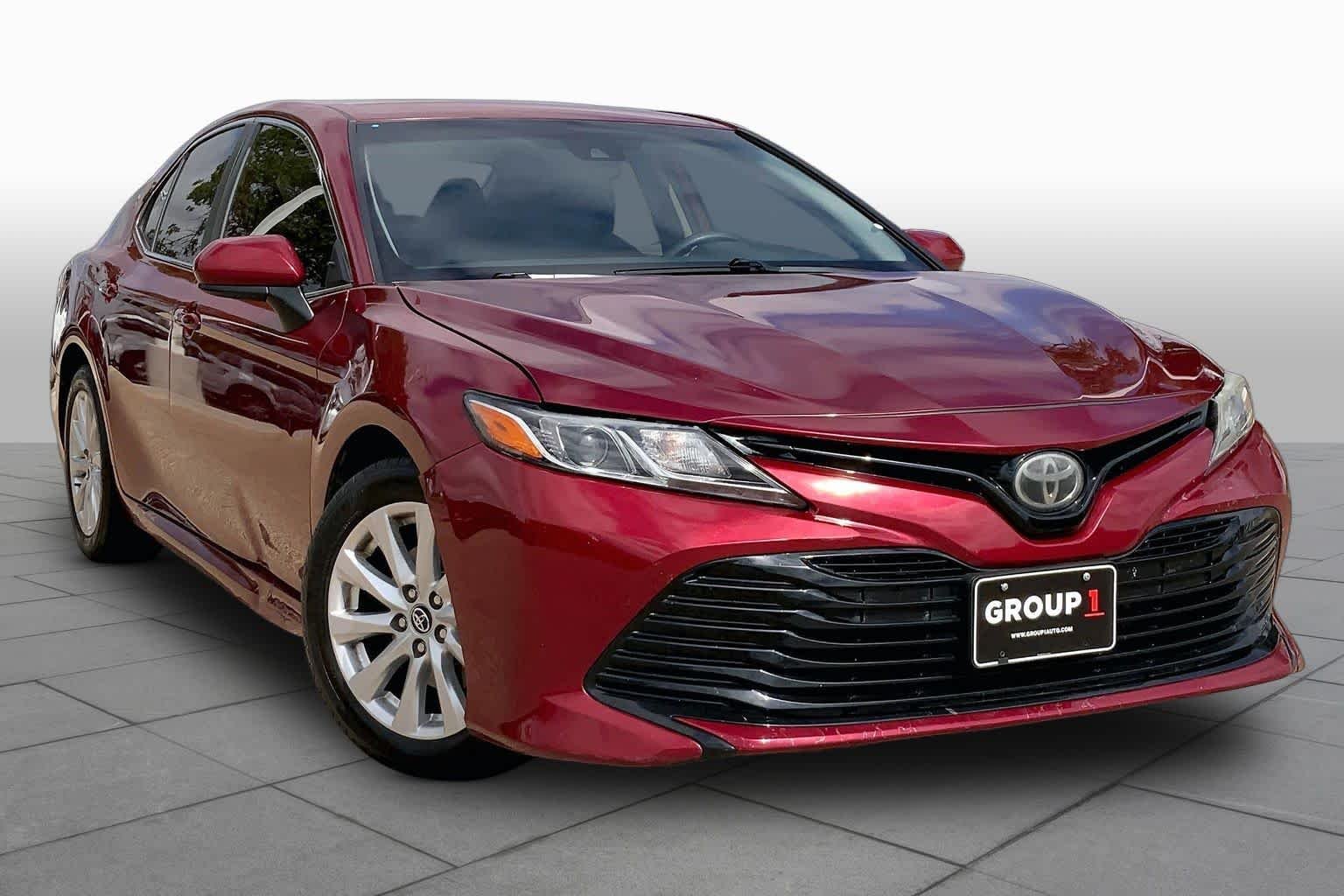 Certified Used 2020 Ruby Flare Pearl Toyota LE image 3