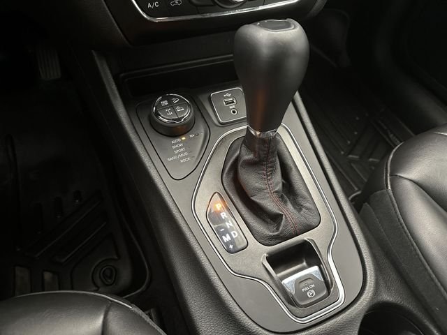 Used 2019 Blue Jeep Trailhawk image 24