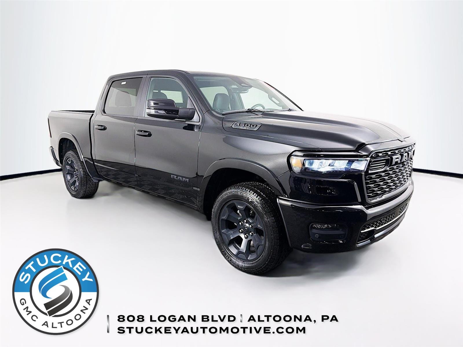 2025 RAM 1500 Big Horn/Lone Star 4x4 Crew Cab 5'7's photo