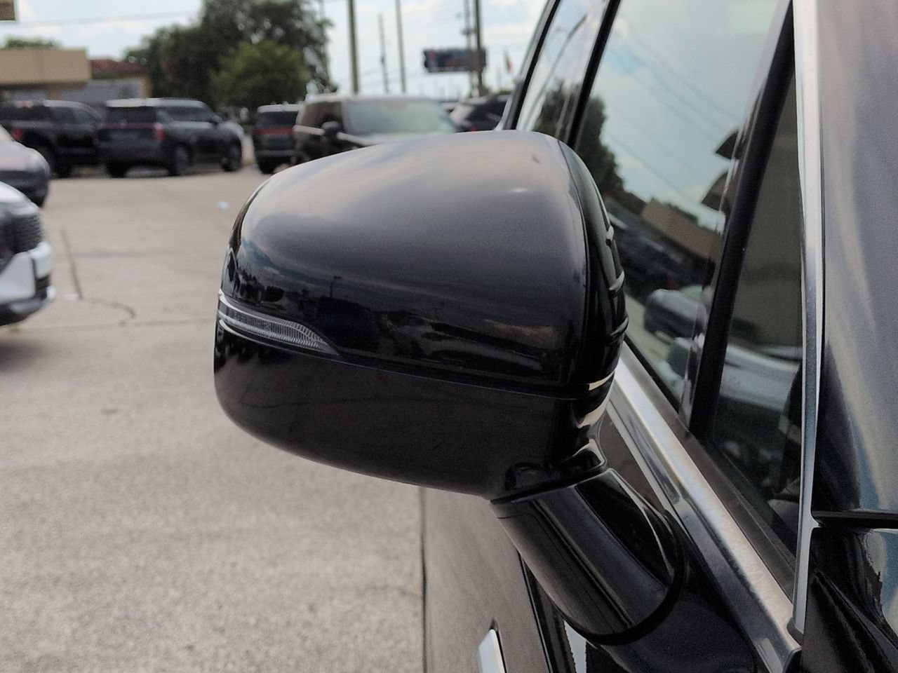Certified Used 2023 Ebony Black Kia LX image 12