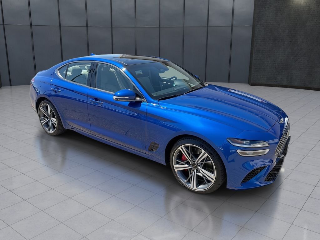 Used 2025 Blue Genesis 3.3T Sport Advanced image 1