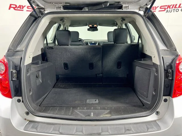 Used 2013 Silver Chevrolet LS image 22
