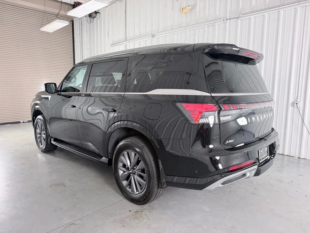 New 2027 BLACK OBSIDIAN INFINITI Pure 2WD image 9