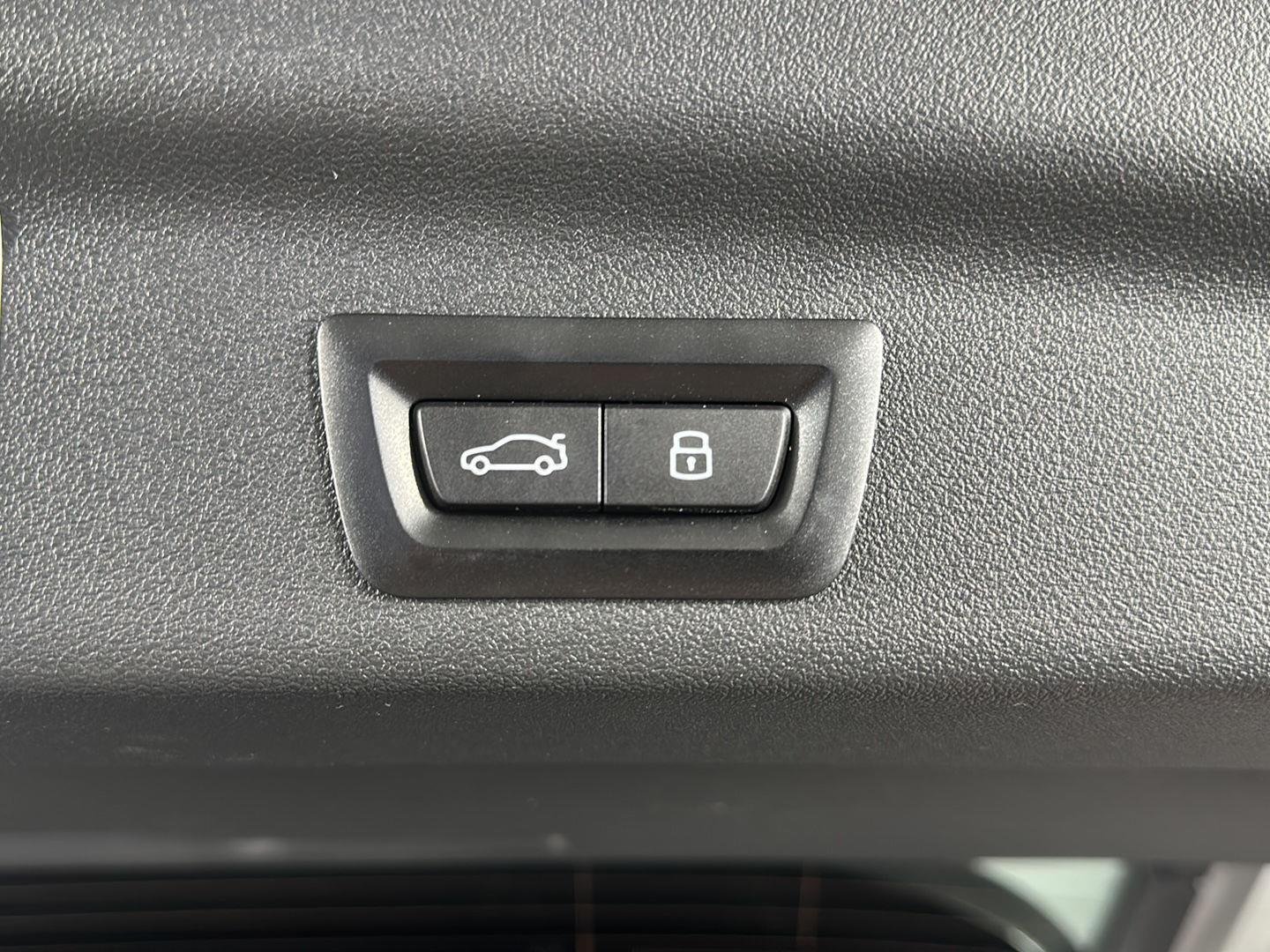 Used 2023 Space Silver Metallic BMW xDrive28i image 24
