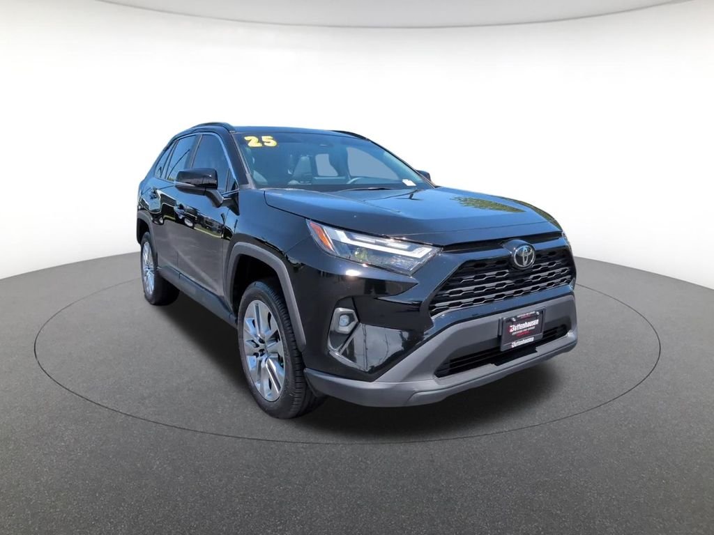 Used 2025 Black Toyota XLE Premium image 3