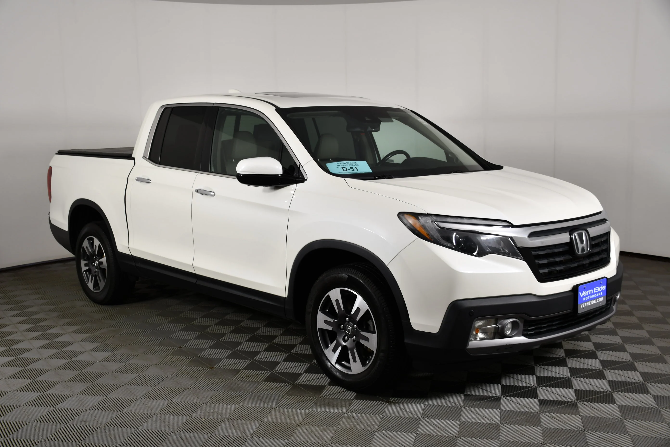 Used 2019 White Diamond Pearl Honda RTL-E image 4