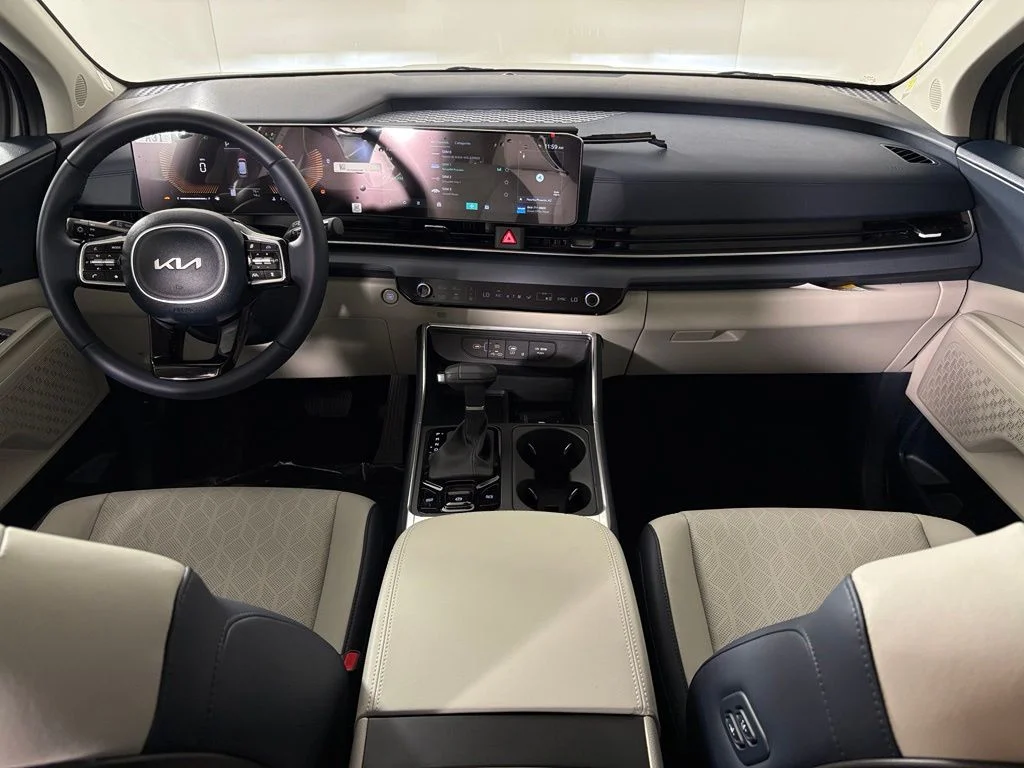 New 2026 Ceramic Silver Kia EX image 33