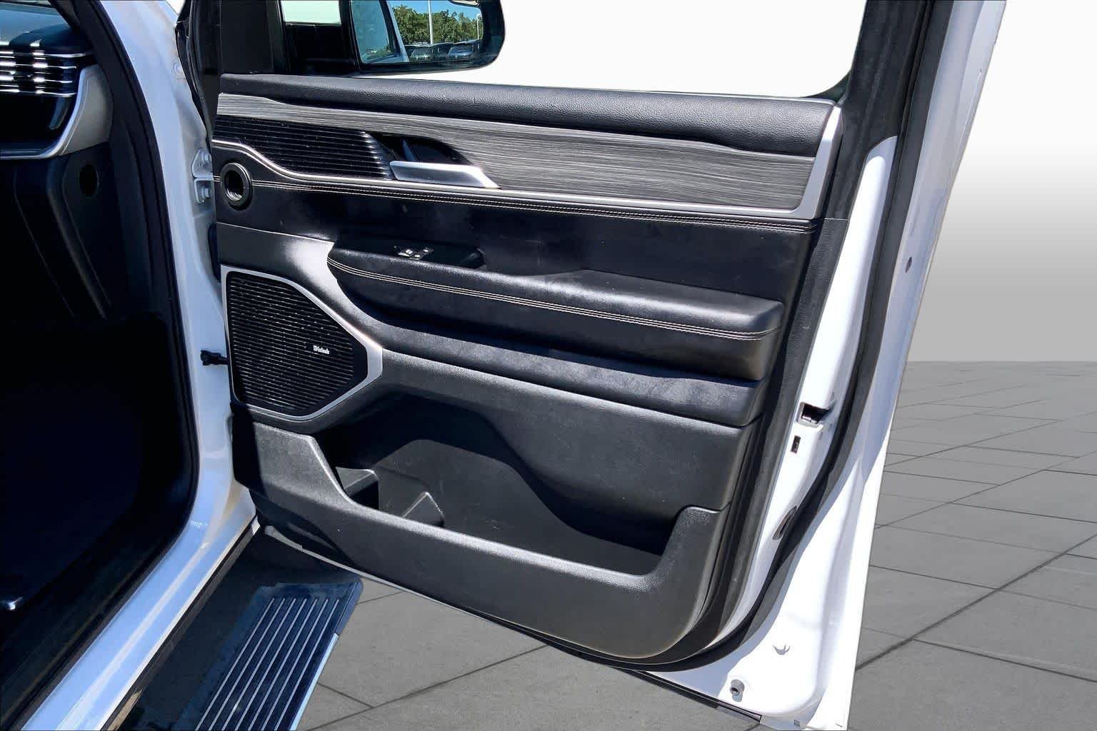 Used 2022 Bright White Clearcoat Jeep Series III image 22