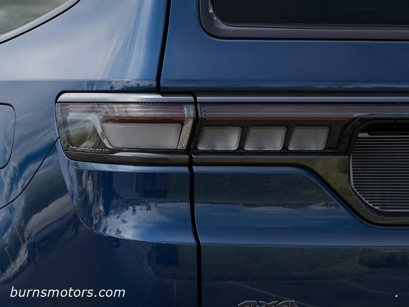 New 2026 Fathom Blue Pearl-Coat Exterior Paint (Late Availability) Jeep Limited Reserve Black image 9