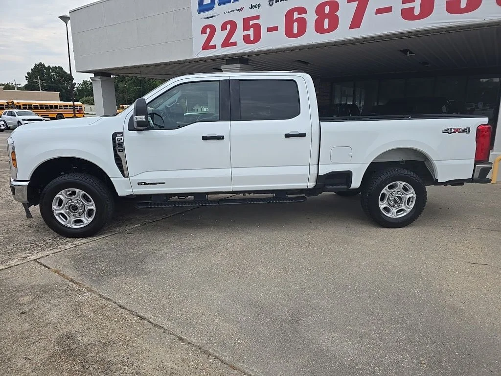 Used 2026 White Ford XLT image 2