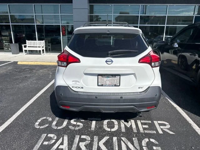 Used 2020 White Nissan SV image 9