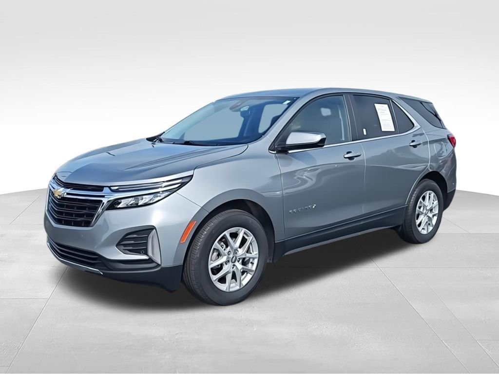 Used 2024 Gray Chevrolet LT image 4