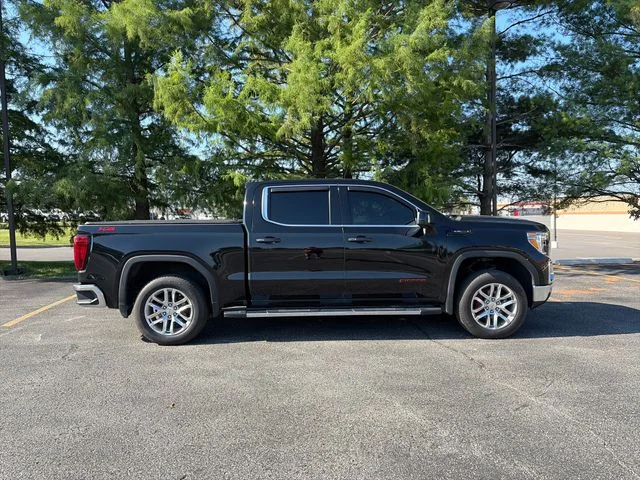 Used 2021 Black GMC SLT image 6