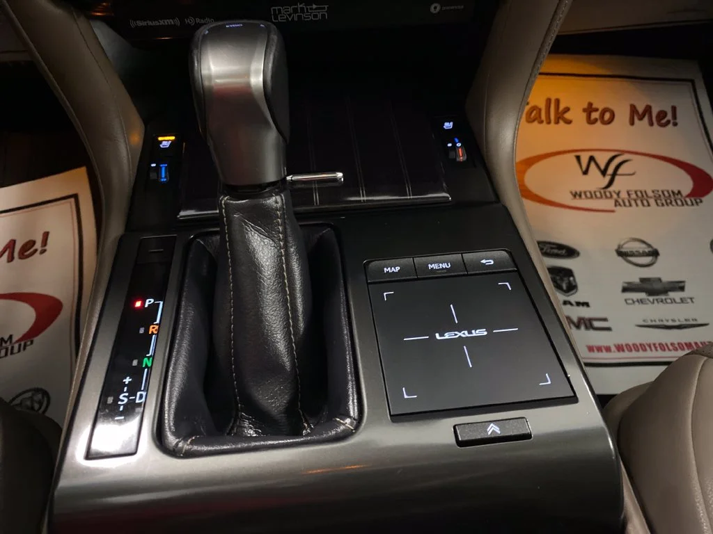 Used 2022 Starfire Pearl Lexus GX 460 Premium image 21