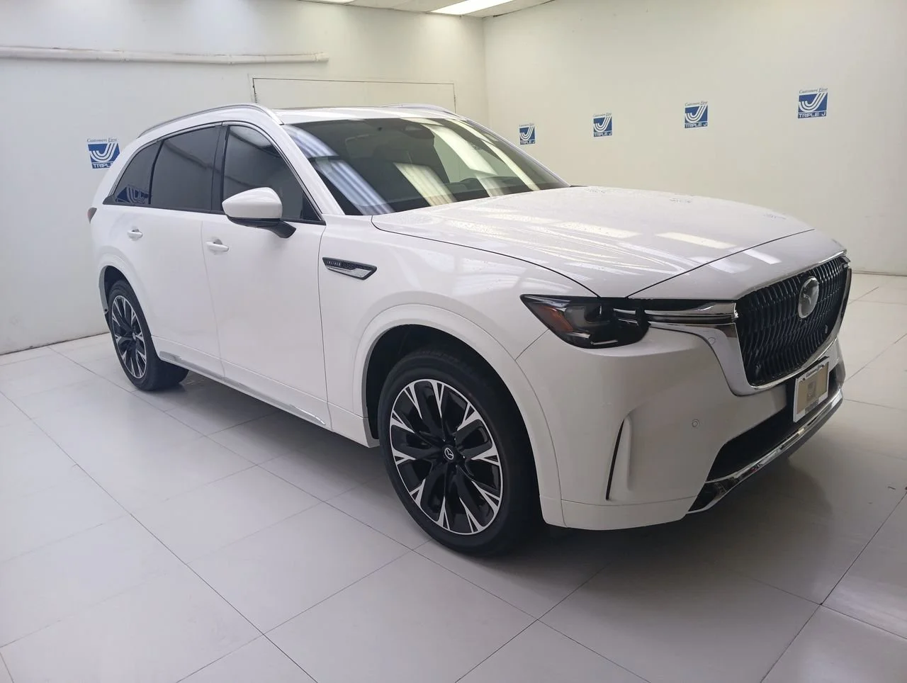 New 2026 ARCTIC WHITE Mazda S Premium Plus image 2