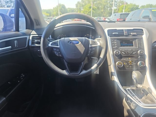 Used 2014 Gray Ford SE image 14