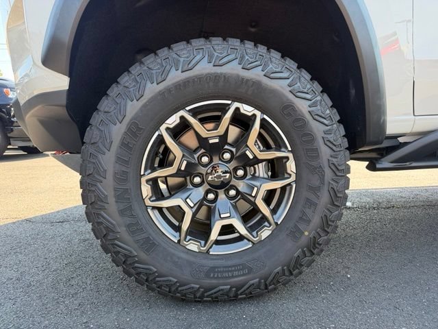 New 2026 White Sands Chevrolet ZR2 image 4