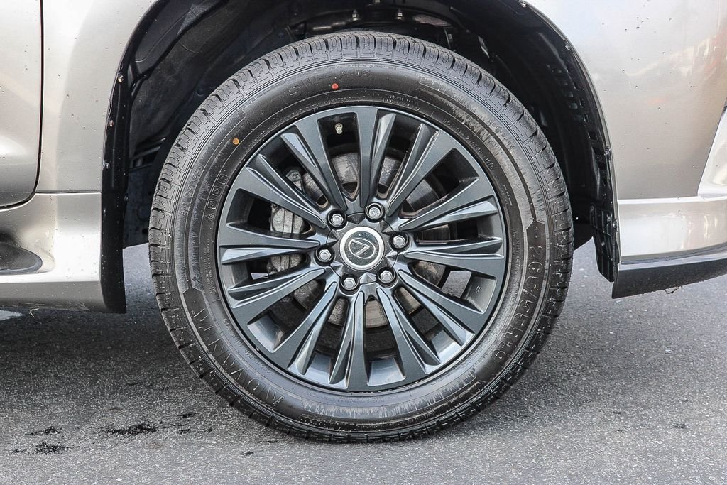 Used 2022 Silver Lexus 460 image 11