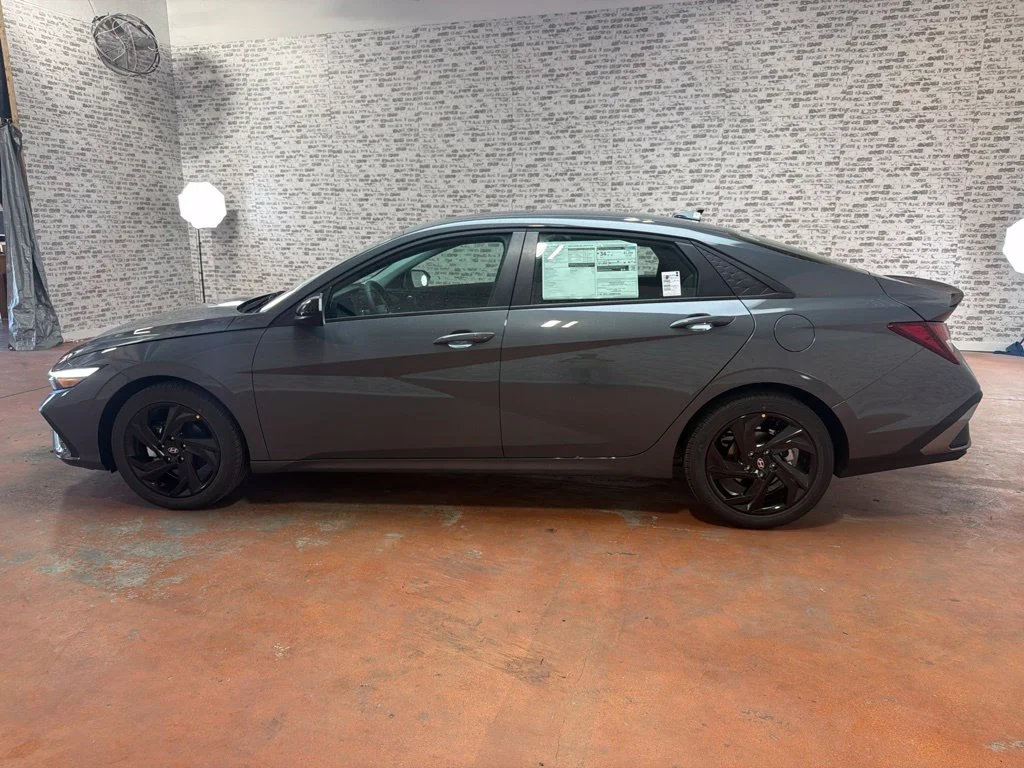 New 2026 Ecotronic Gray Hyundai SEL Sport Plus image 4