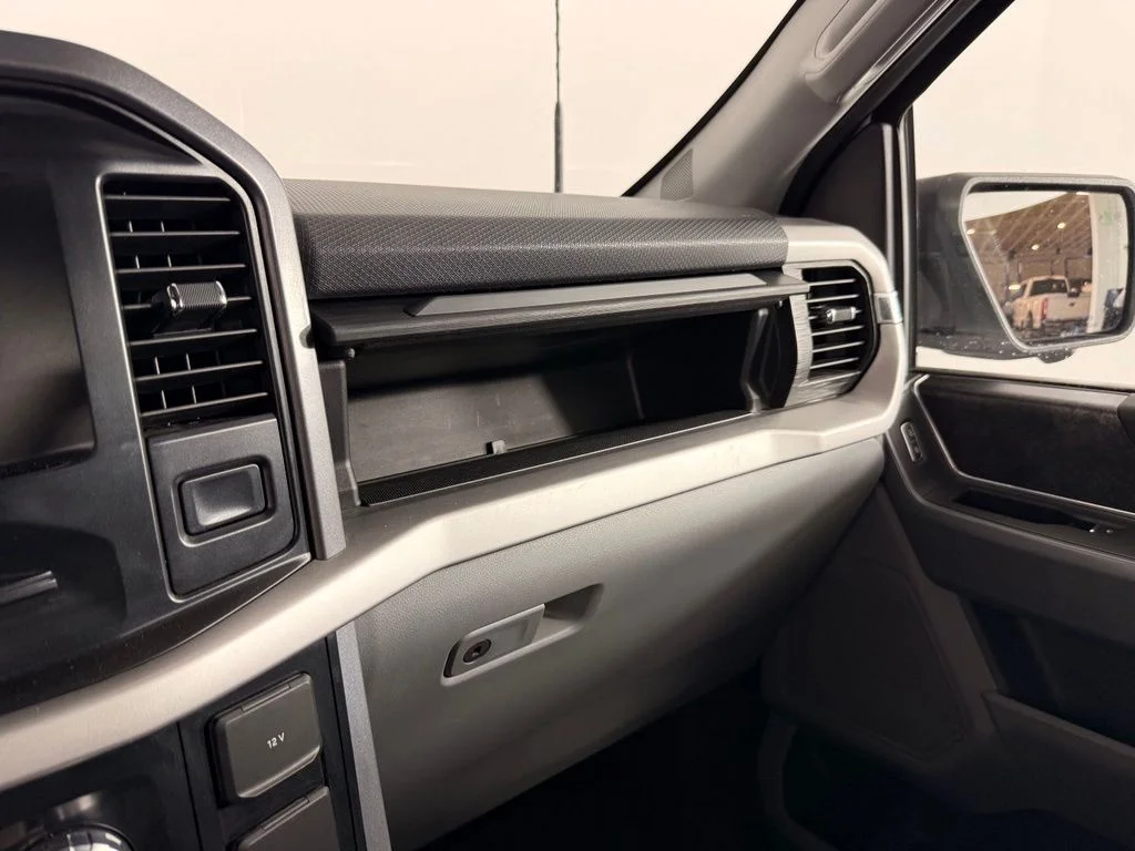 Used 2023 White Ford XLT image 27