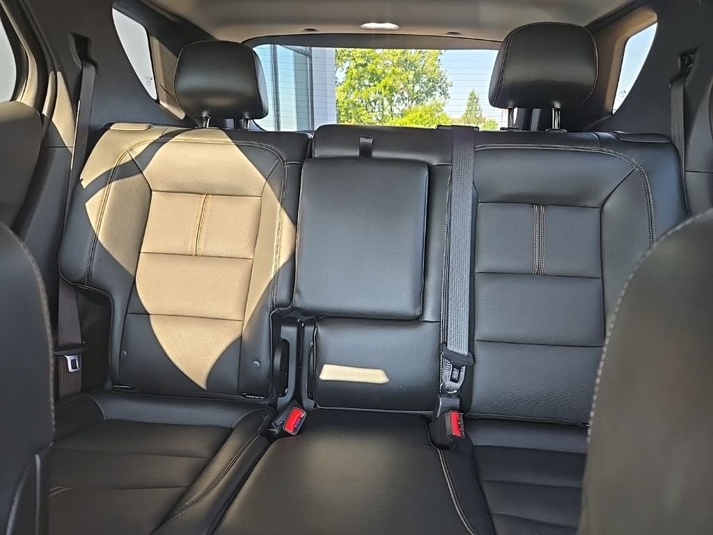 Used 2023 White Chevrolet Premier image 34