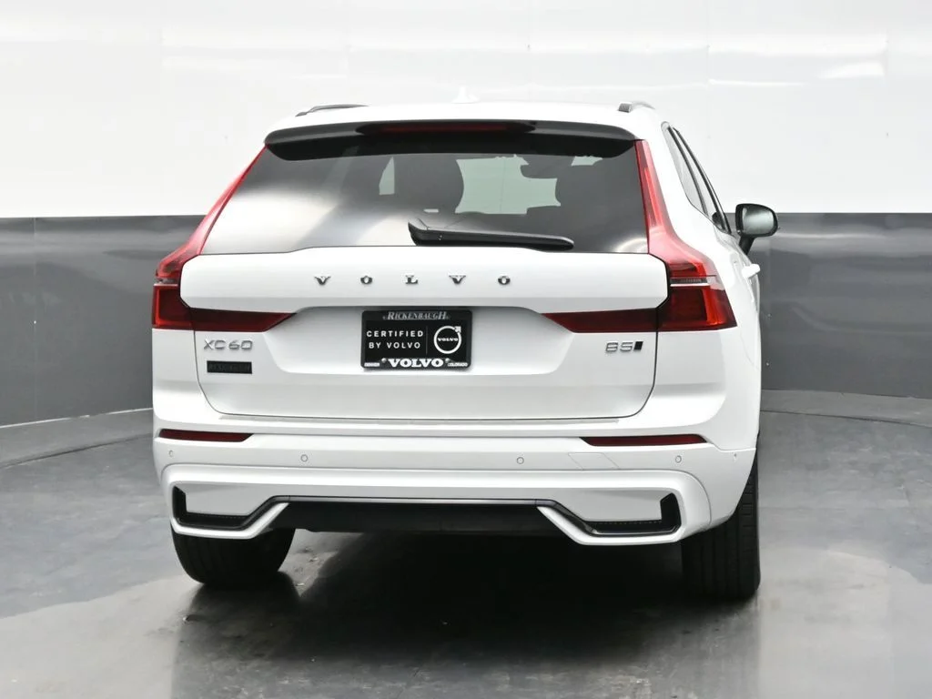 New 2026 Crystal White Volvo Plus image 6