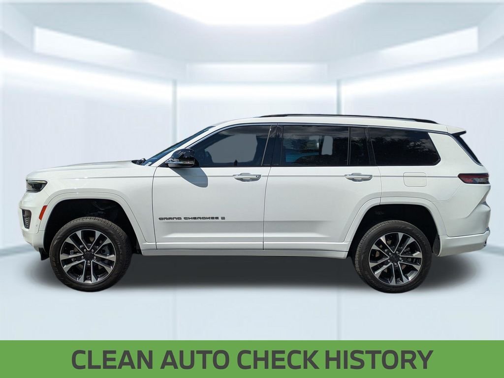 Used 2023 White Jeep Overland image 2