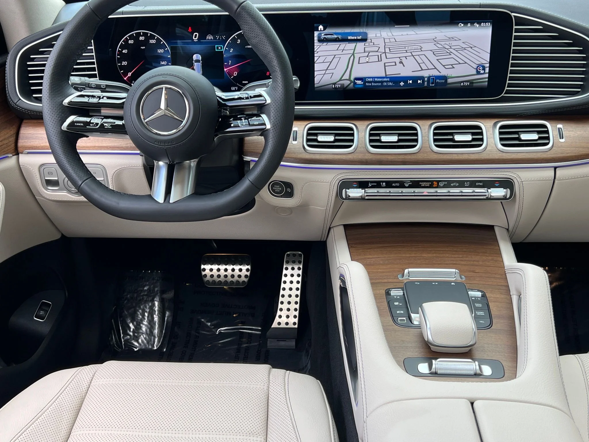 Used 2026 Gray Mercedes-Benz GLS 580 image 30