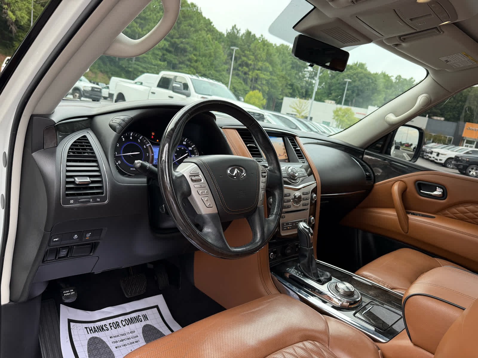 Used 2019 Moonstone White INFINITI LUXE image 15