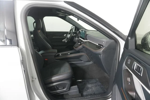 New 2027 Avalanche Gray Ford Tremor® image 35