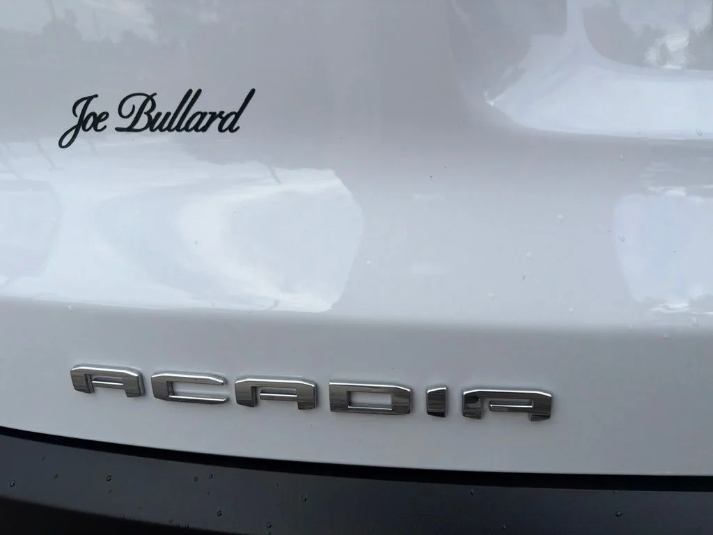 Used 2023 Summit White GMC SLT image 11