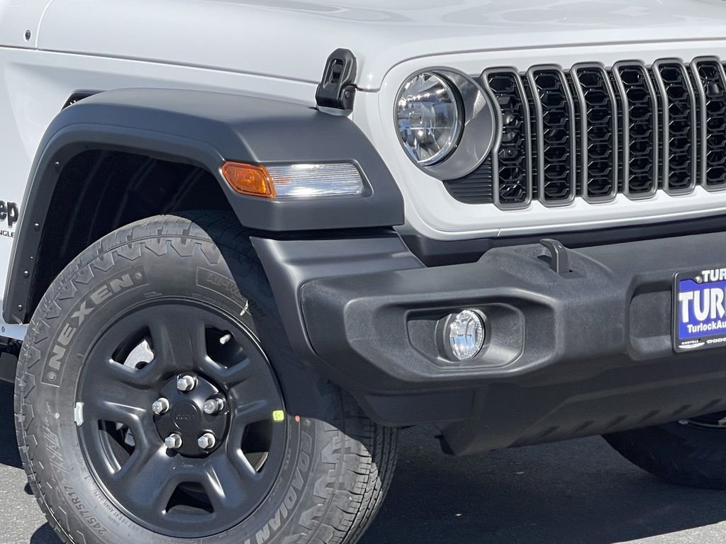 New 2026 Bright White Clear-Coat Exterior Paint Jeep Sport image 5