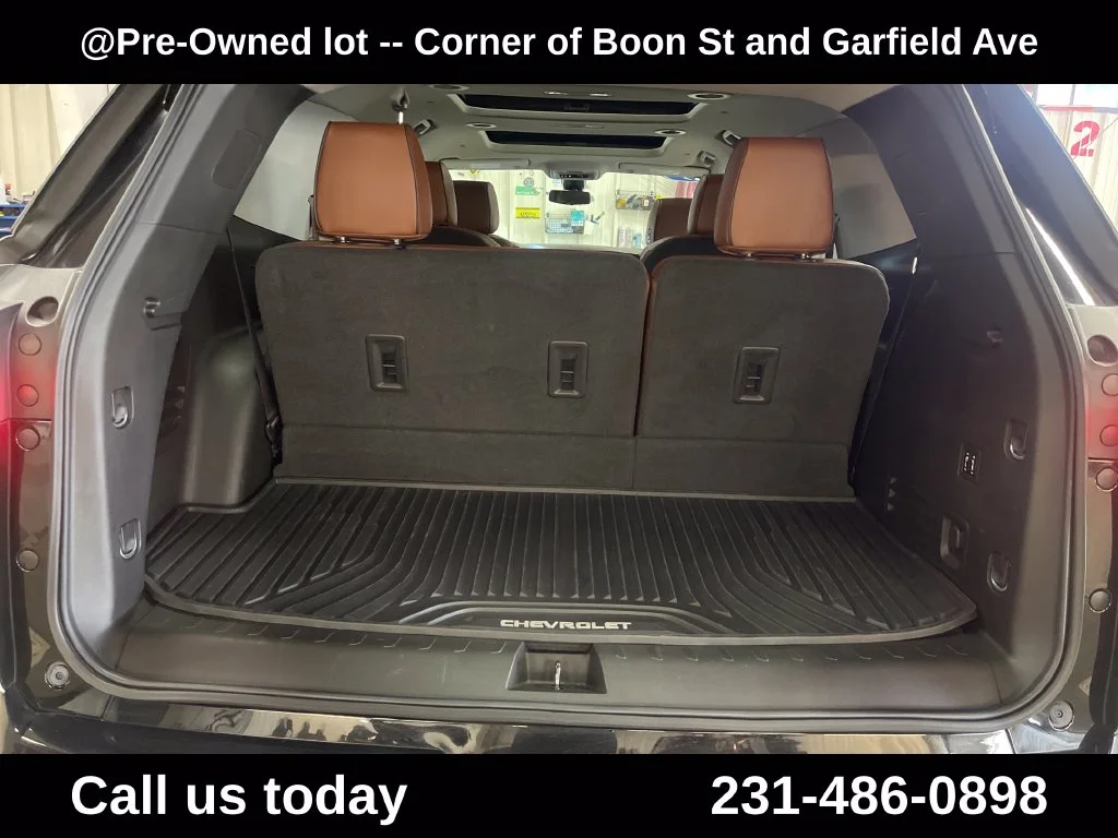 Used 2019 Black Chevrolet High Country image 26