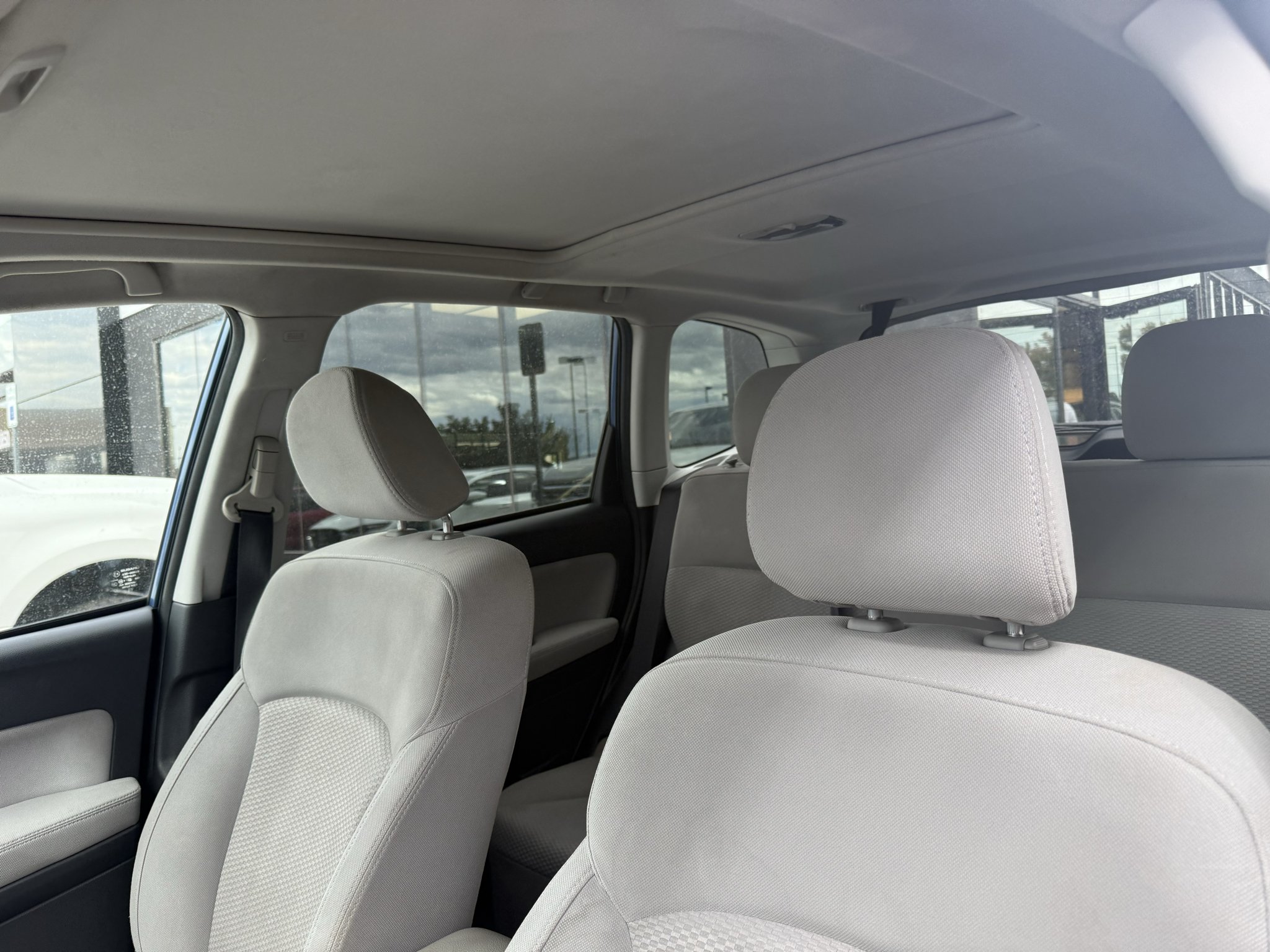 Used 2015 Quartz Blue Pearl Subaru 2.5i Premium image 7