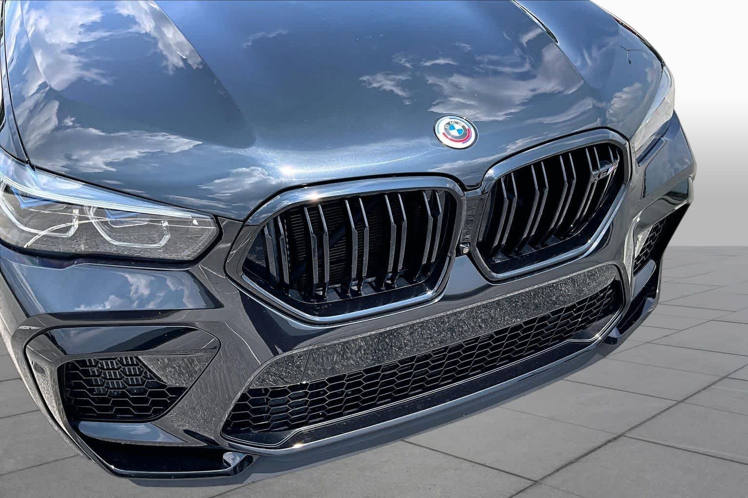 Used 2022 Black Sapphire Metallic BMW  image 30