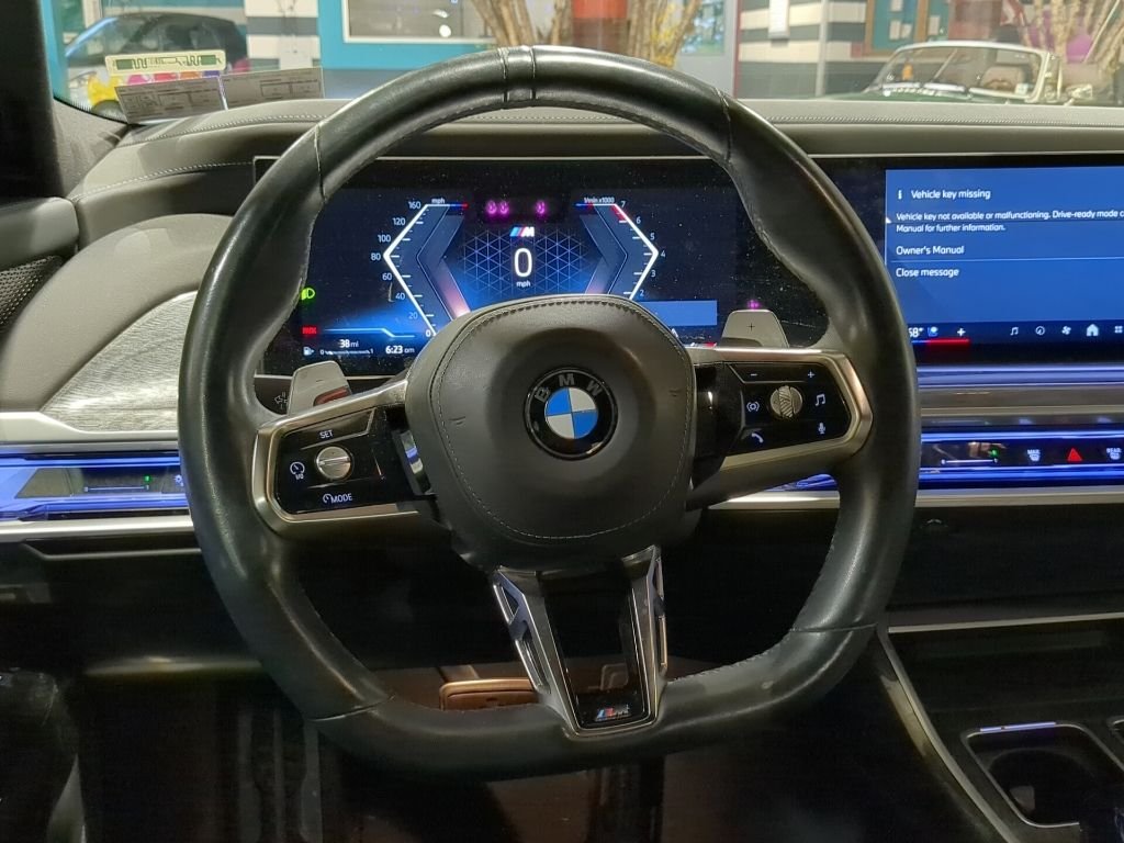 Used 2023 Black BMW 760i xDrive image 2