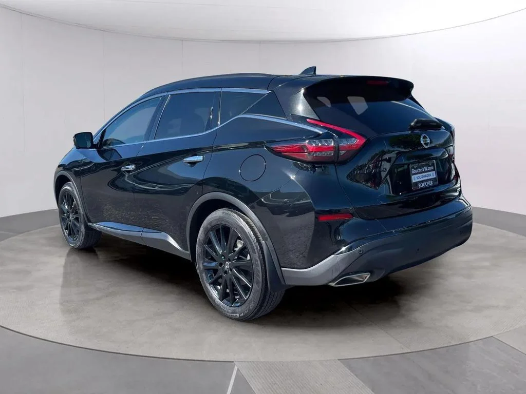 Used 2021 Magnetic Black Pearl Nissan SL image 3