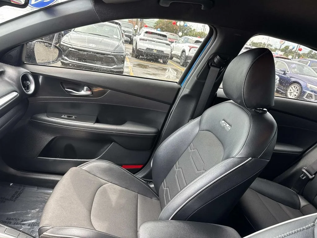Certified Used 2023 Blue Kia GT-Line image 16