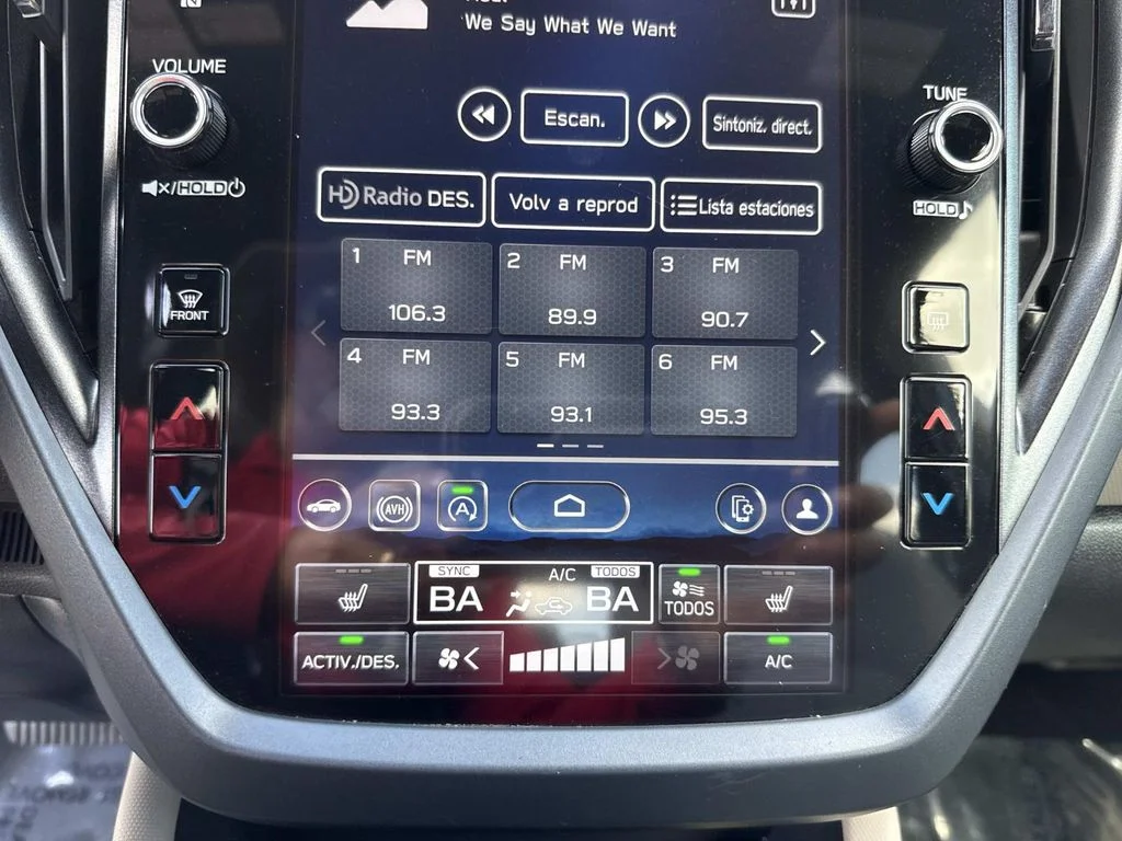 Used 2025 Gray Subaru Premium image 31