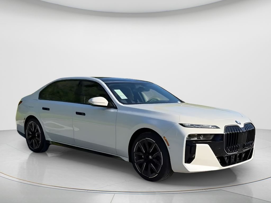 New 2026 Mineral White Metallic BMW 760i xDrive image 7