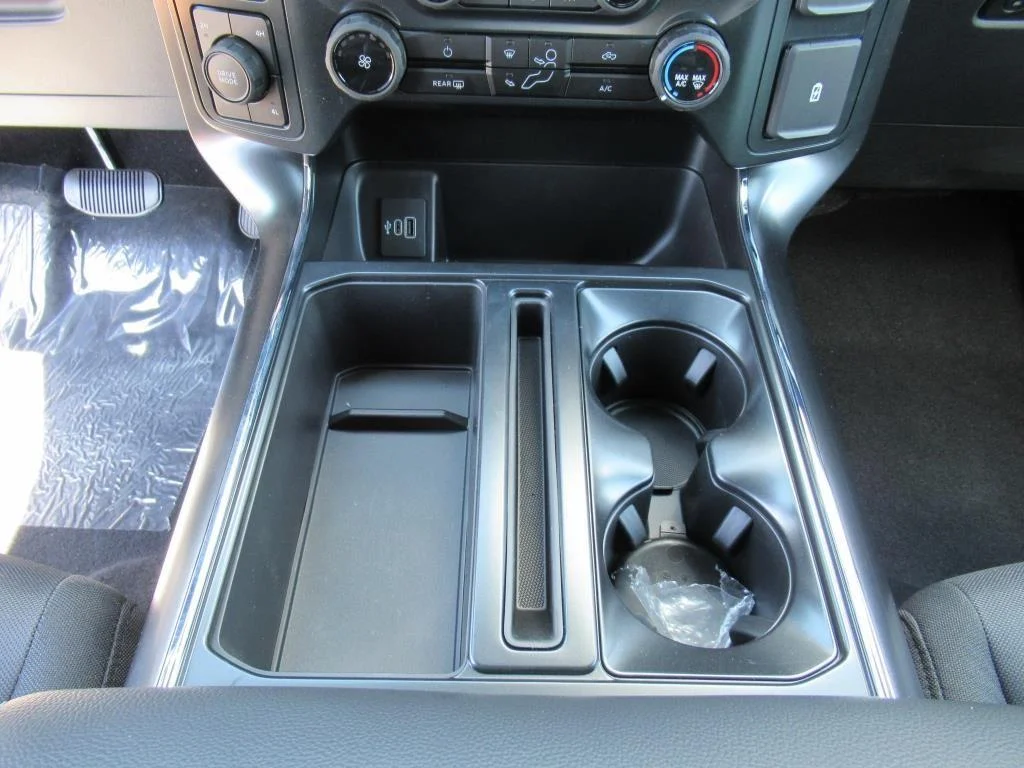 2025 Ford F-150 STX - Photo 21
