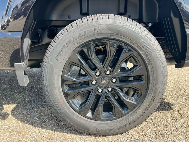 New 2026 Black Ford XLT image 20
