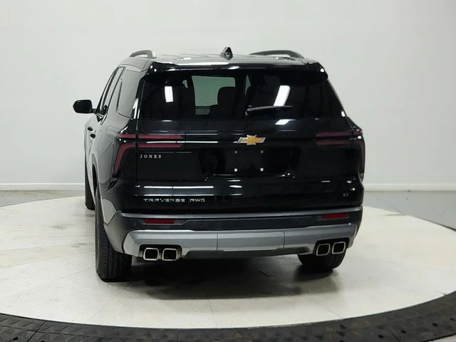 Used 2024 Black Chevrolet LT image 7
