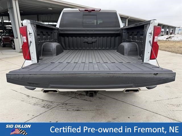Used 2025 Iridescent Pearl Tricoat Chevrolet High Country image 12