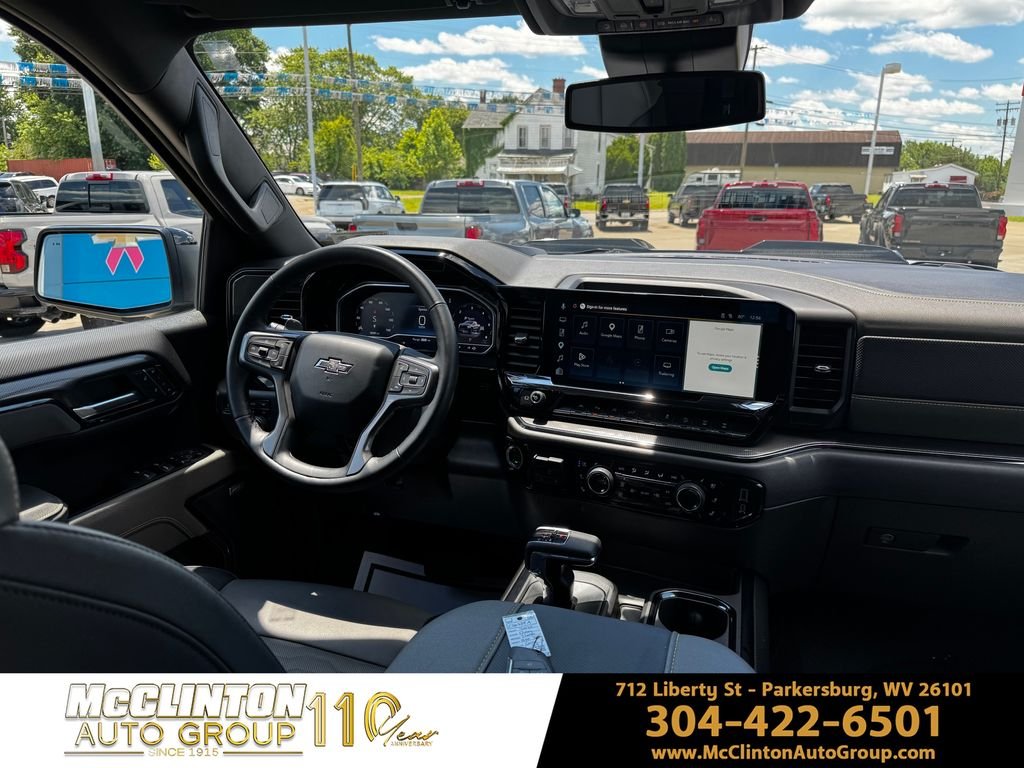 Used 2025 Gray Chevrolet ZR2 image 21