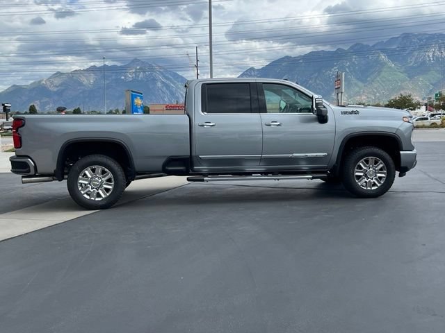 2026 Chevrolet Silverado 3500 HD High Country - Photo 8