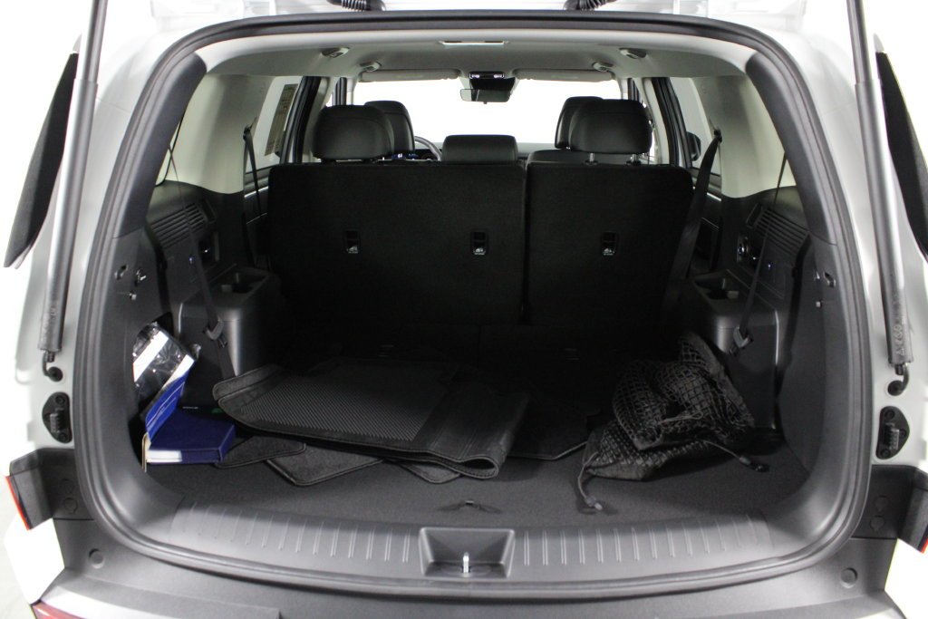 Certified Used 2027 White Hyundai SEL image 18
